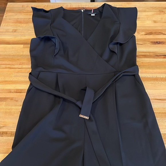 Tommy Hilfiger Flutter Sleeve Jumpsuit NWOT 16 - Picture 4 of 7